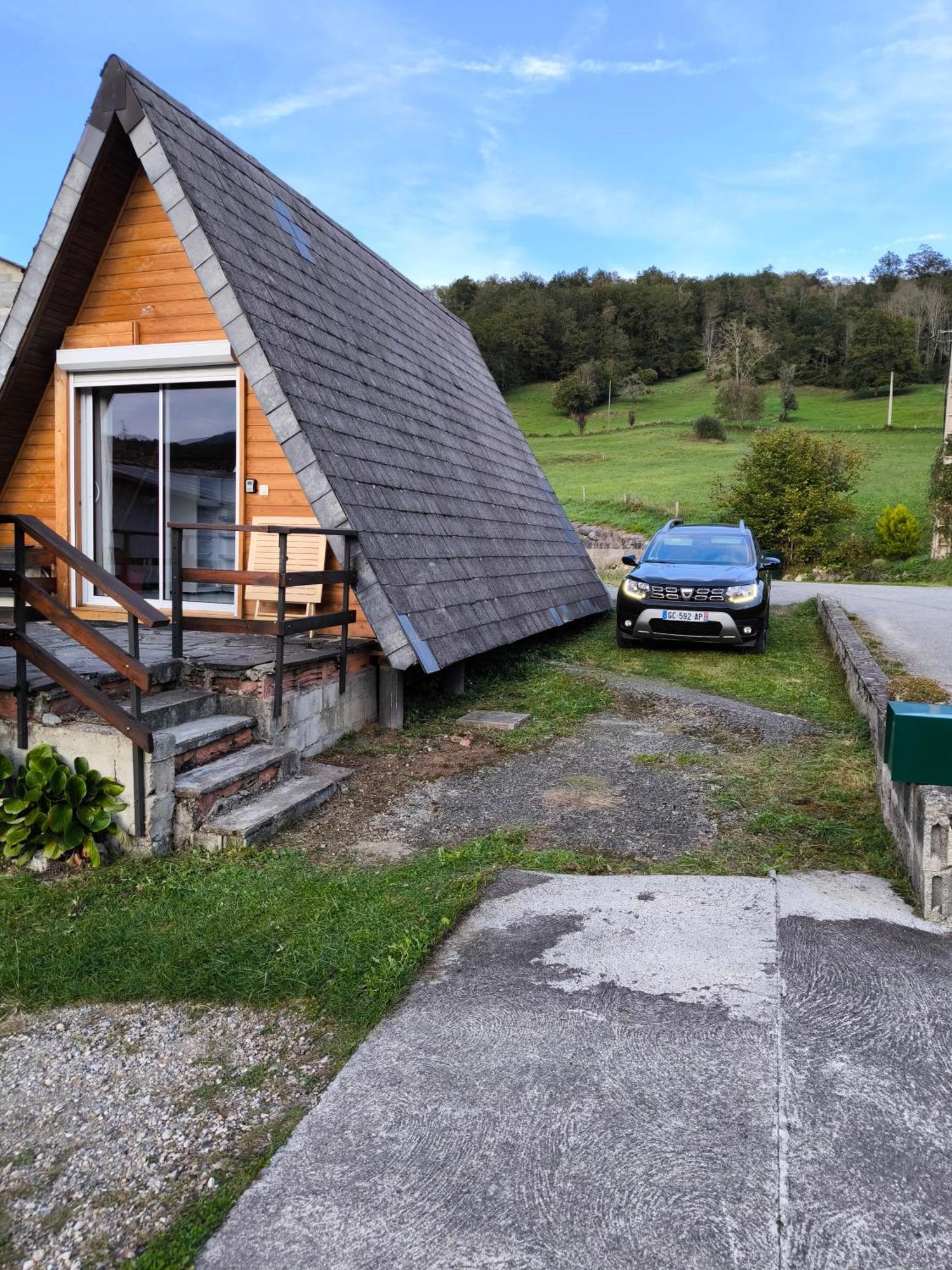 Chalet Petit Avec Terrasse