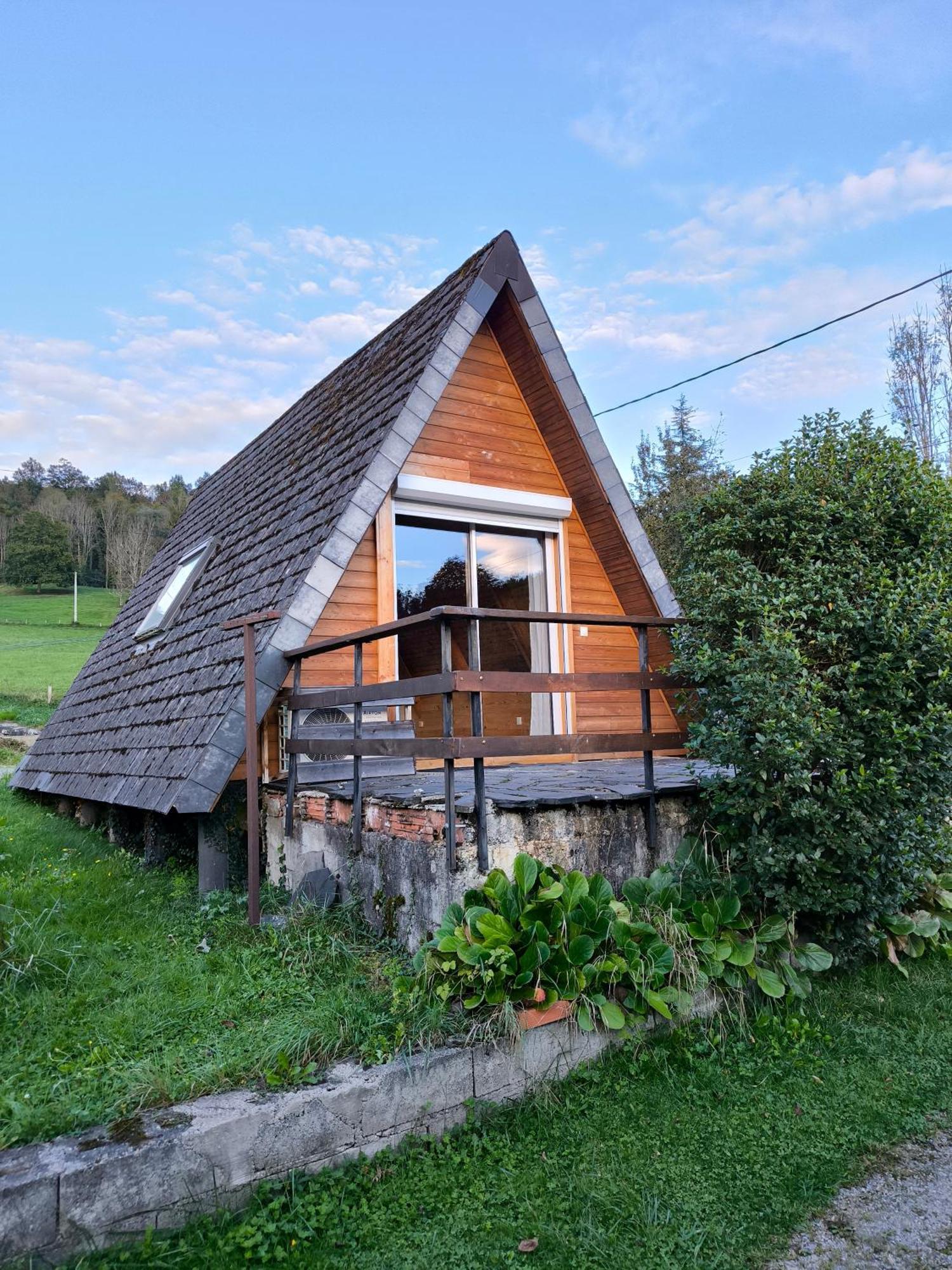 Chalet Petit Avec Terrasse
